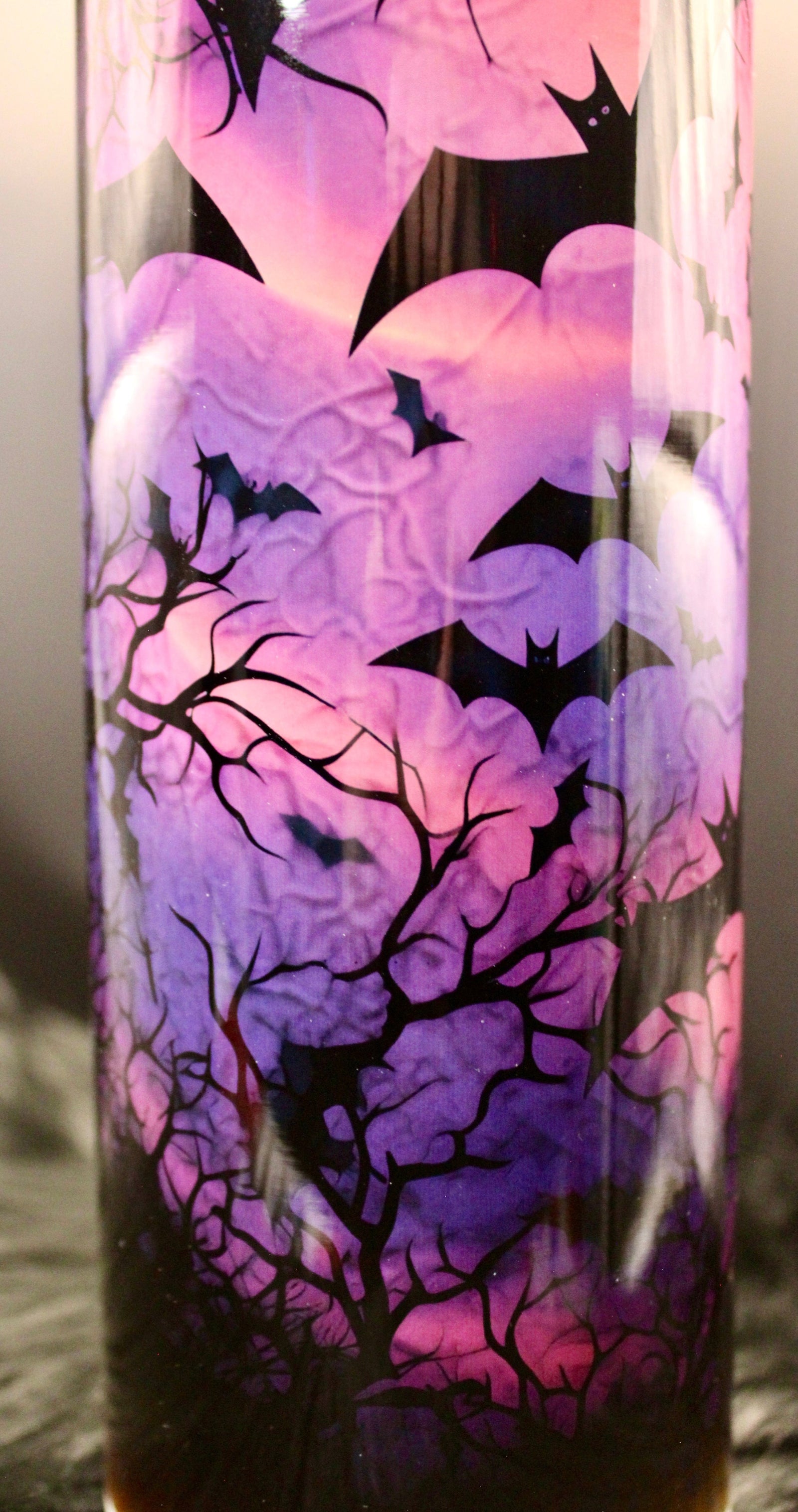 DillyDog Creations wrapin 20 Oz Skinny Tumbler / Halloween Purple Bats