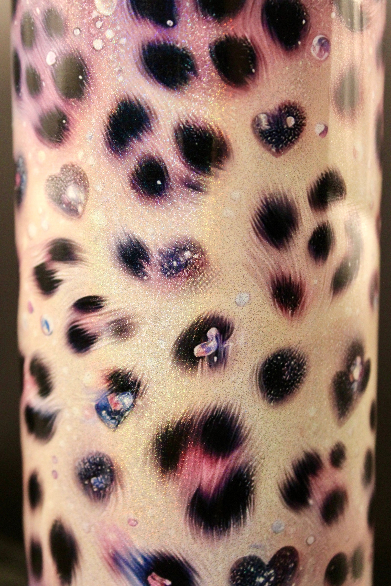 DillyDog Creations wrapin 20 Oz Skinny Tumbler / Sparkly Leopard