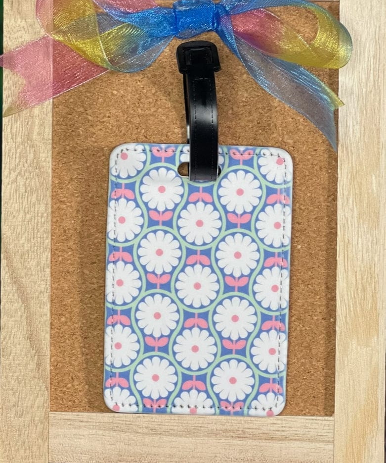 DillyDog Creations wrapin Faux Leather Luggage Tag / Pink & Blue Daisies