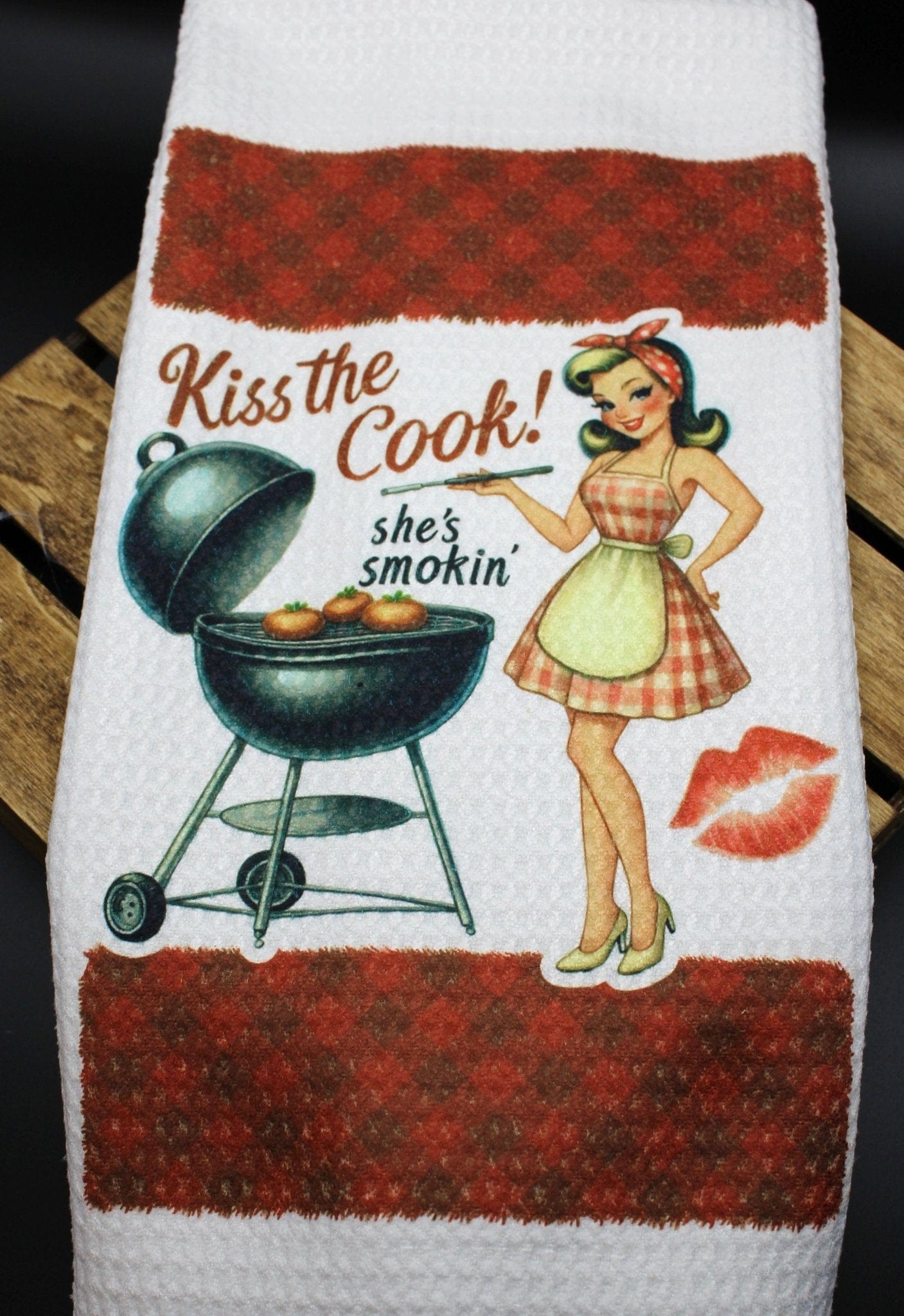 DillyDog Creations wrapin Kitchen Towel / Kiss the Cook